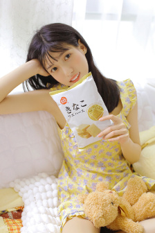 清冷反派每个世界都被主角哭唧唧